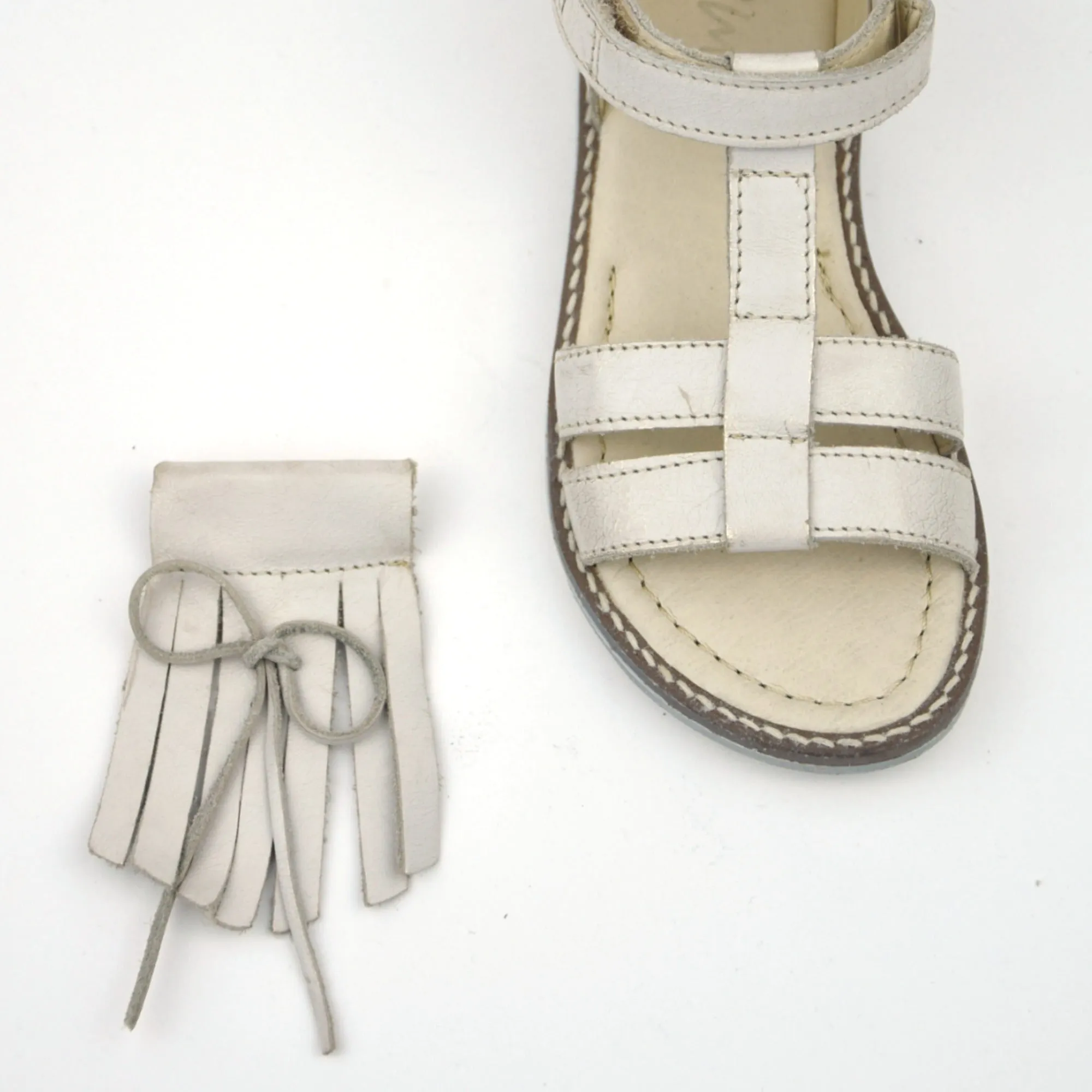 (2618) Emel Beige sandals fringes