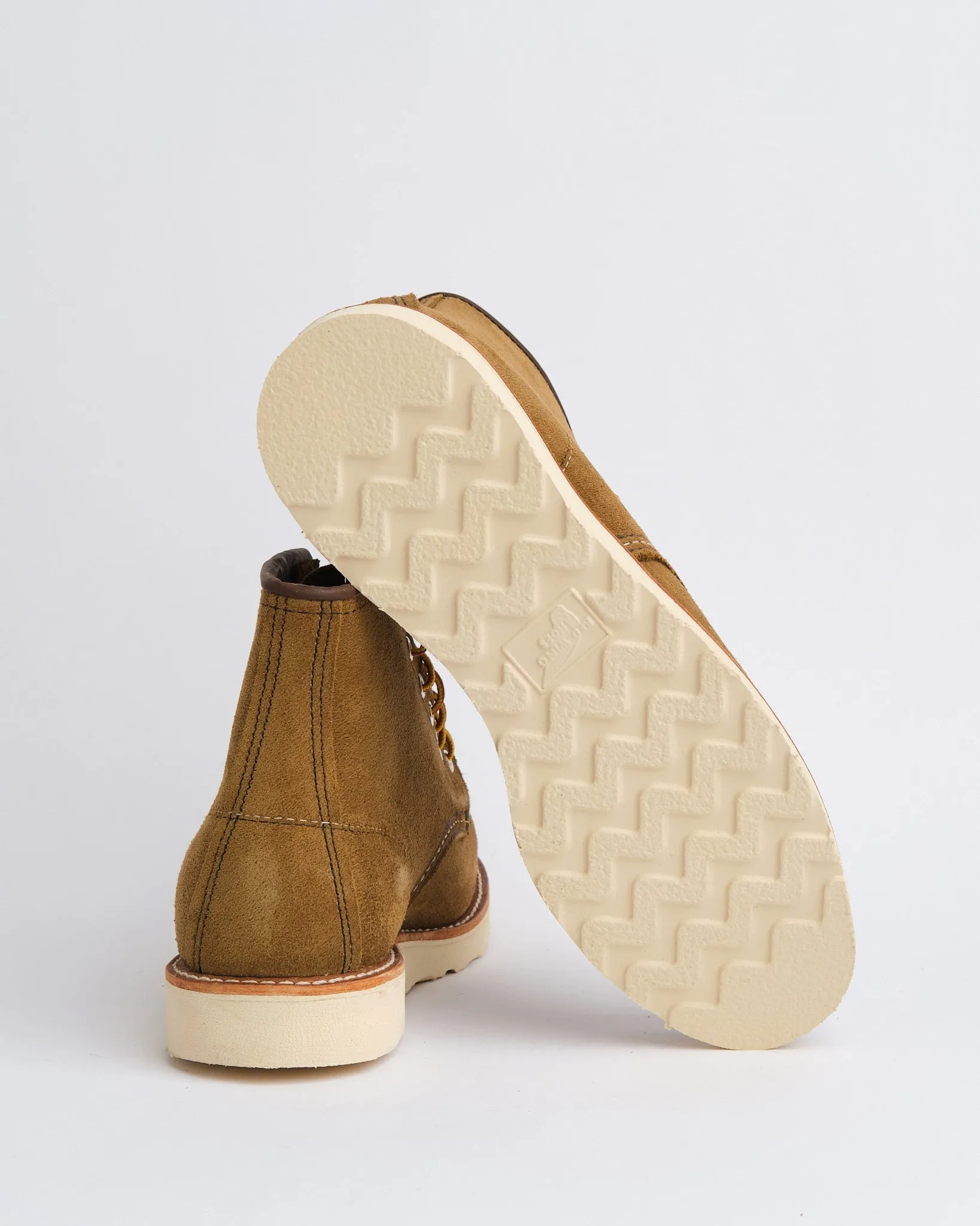 8881 Classic Moc Toe Olive Mohave