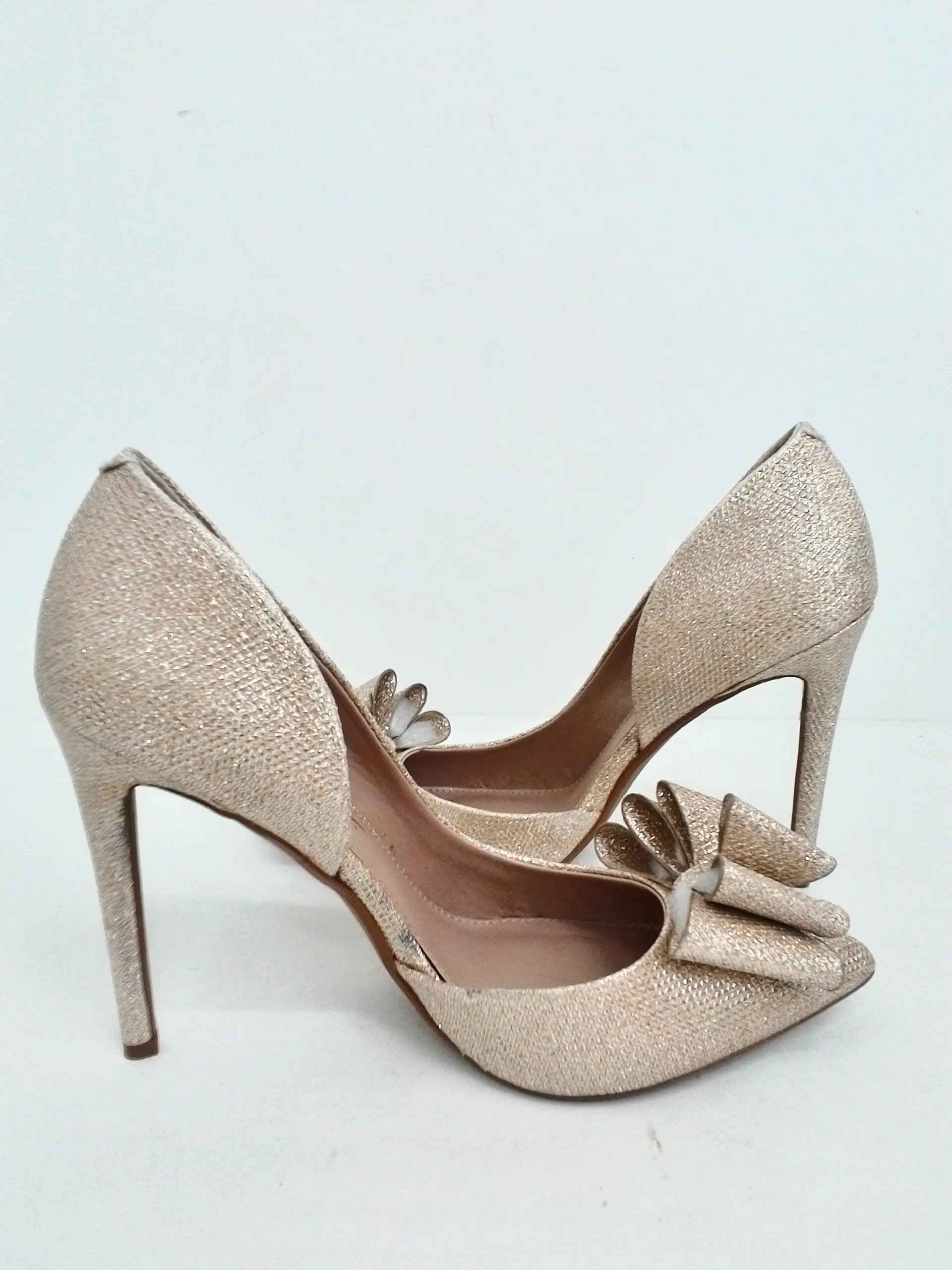 Betsey Johnson Women's Gold Pumps Size 8.5 M