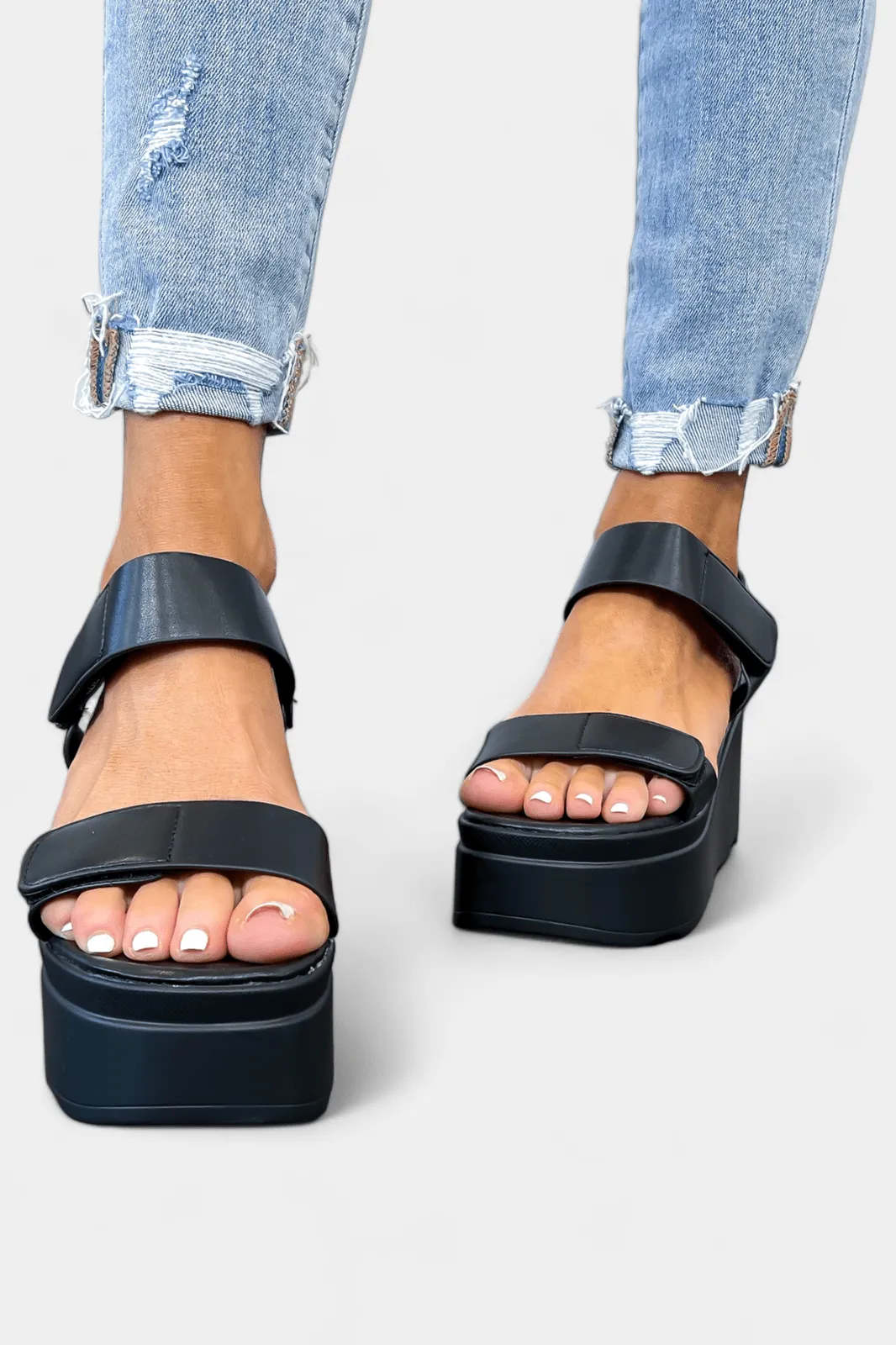 Black Adjustable Straps Platform Sandals