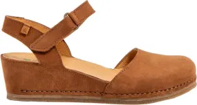 El Naturalista Wedge in Wood