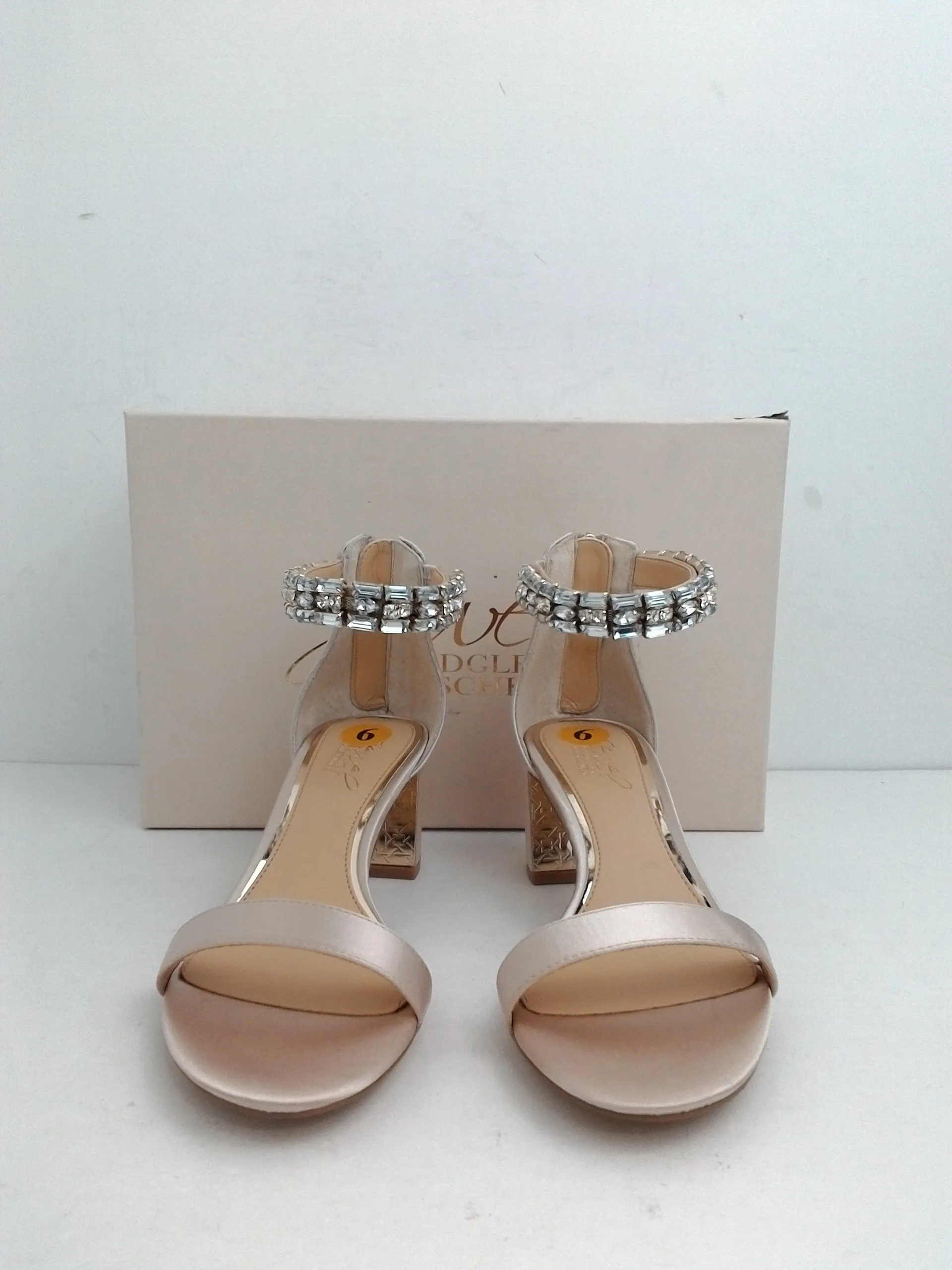 Jewel Badgley Mischka Women's Champagne Heeled Sandal Size 6