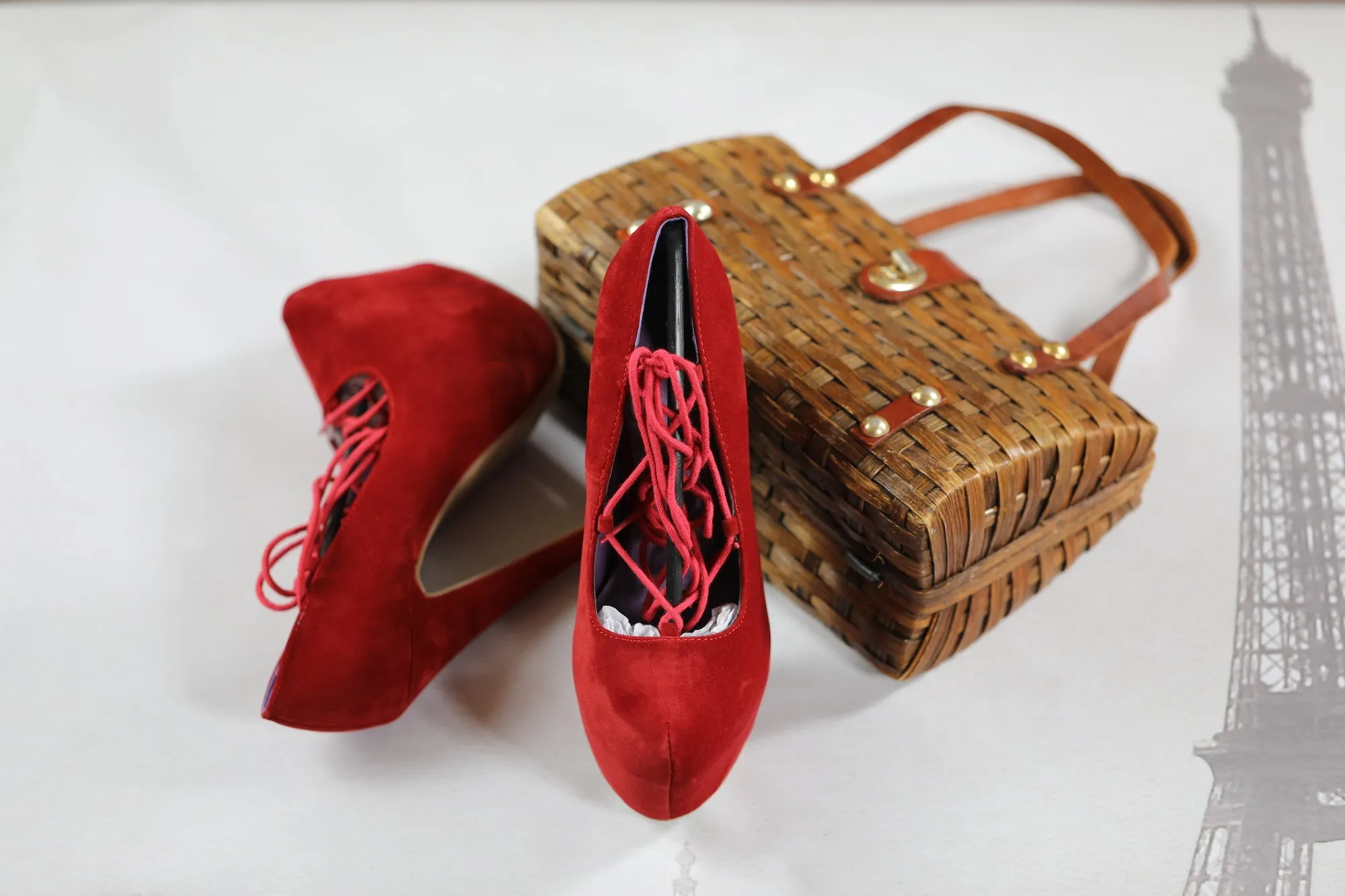 Tie Up Red Platform Pumps