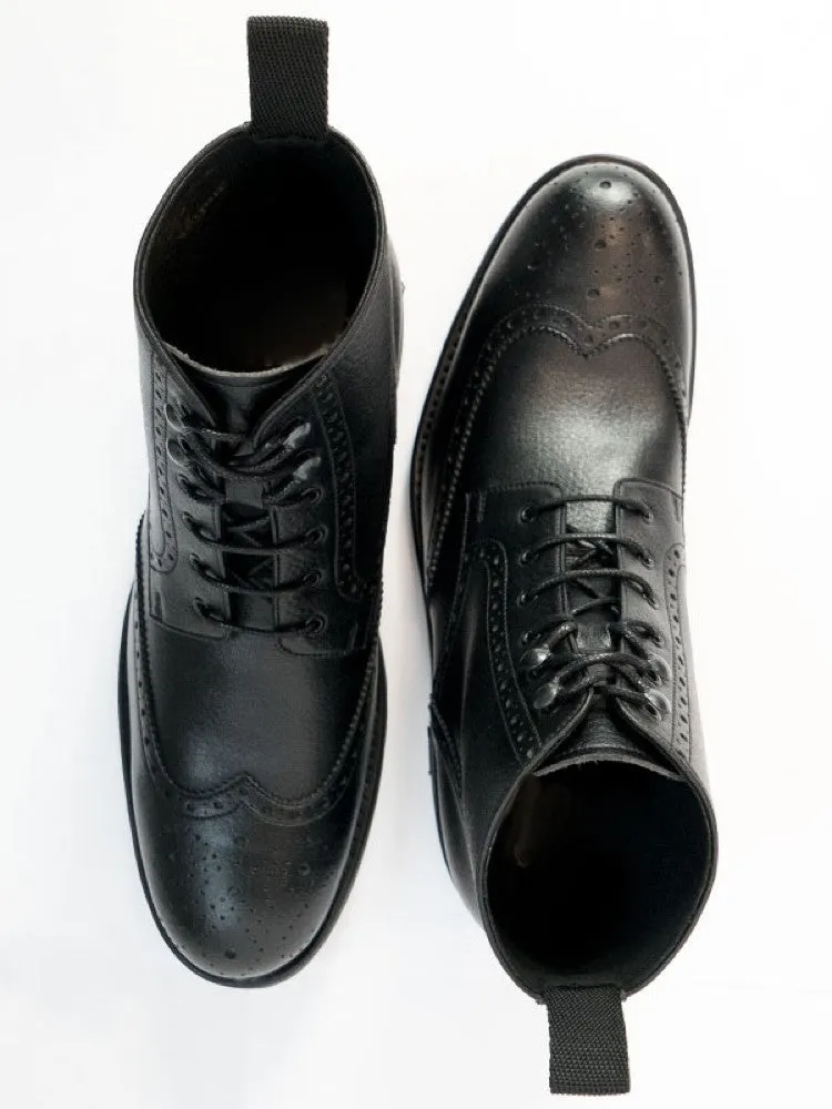 WVS BLACK Collection Brogue Boots - Size 43